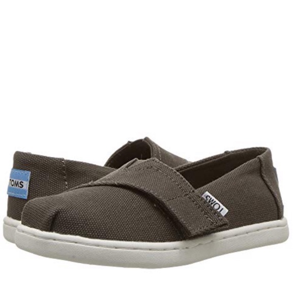 COPY - TINY TOMS Velcro Tarmac Olive Canvas - Picture 1 of 8